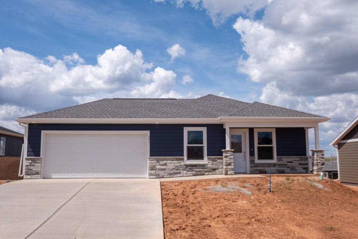 331 Centauri Ave